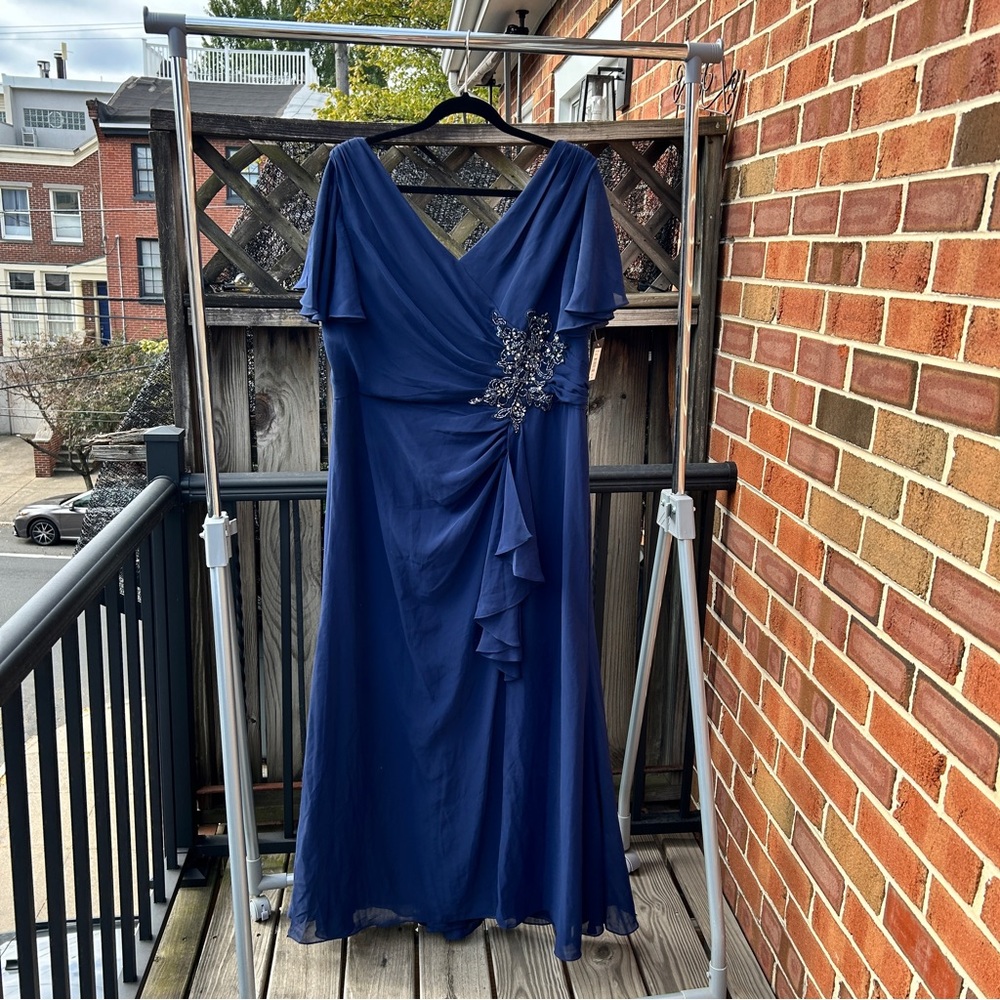 Marina Navy Blue Plus Gown 16W